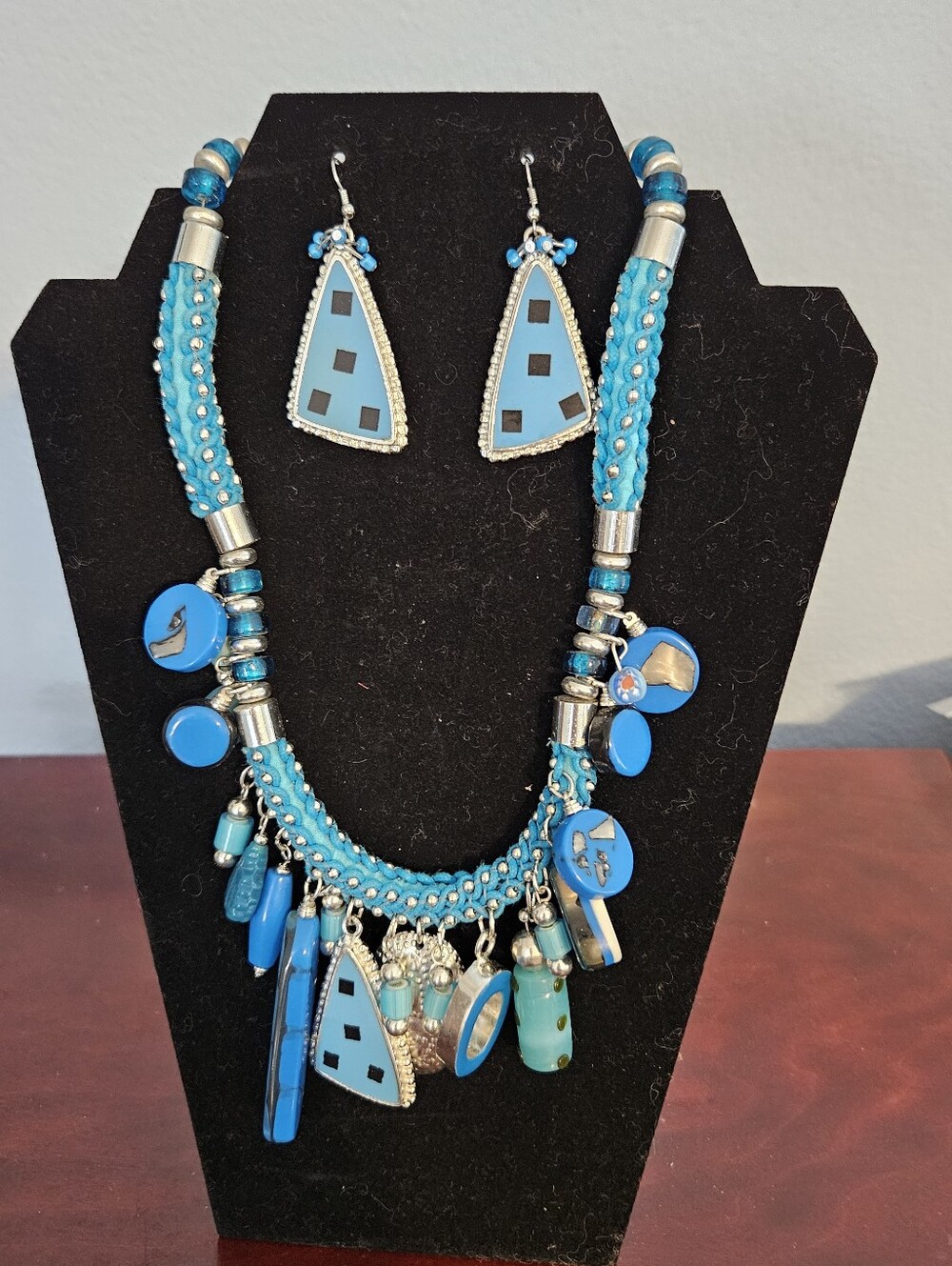 Chicos Turquoise Blue Statement Necklace and Earrings Set